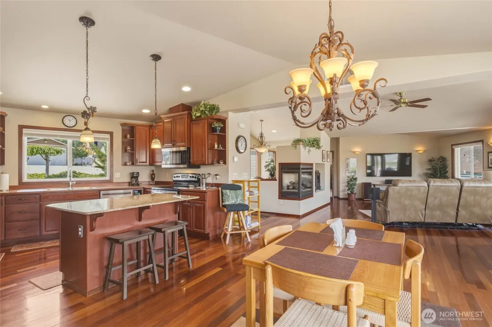 275 E Emerson Drive Orondo, WA 98843