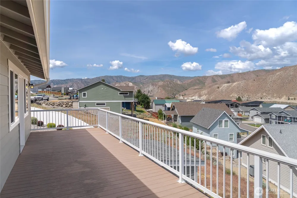 275 E Emerson Drive Orondo, WA 98843