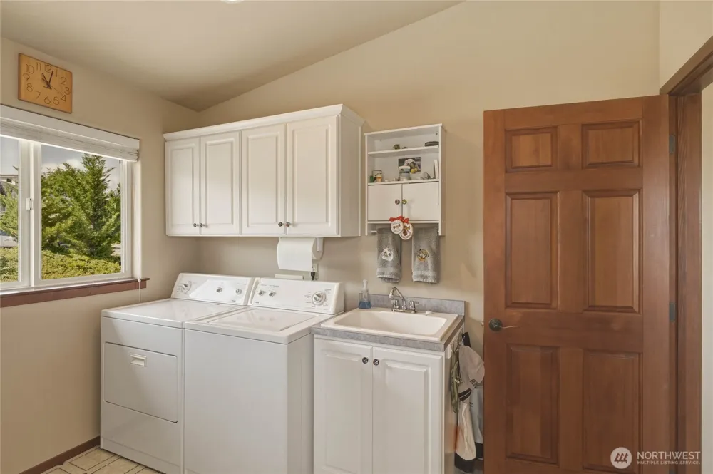275 E Emerson Drive Orondo, WA 98843