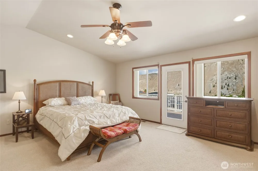 275 E Emerson Drive Orondo, WA 98843