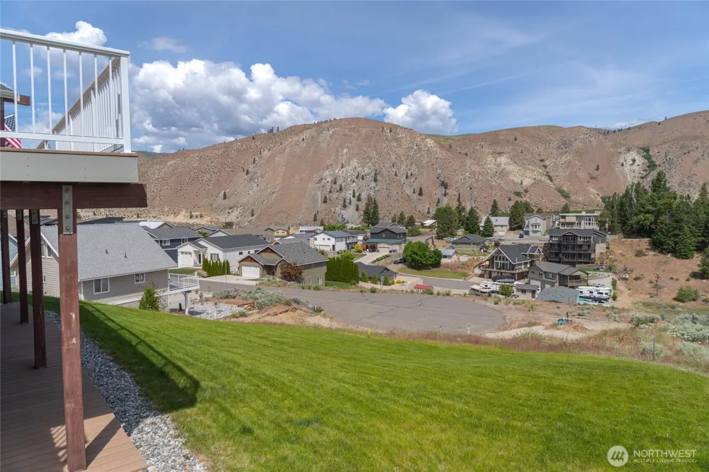 275 E Emerson Drive Orondo, WA 98843