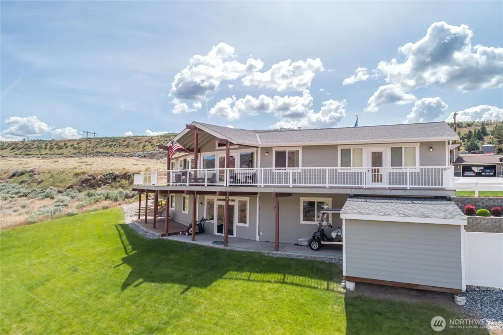 275 E Emerson Drive Orondo, WA 98843