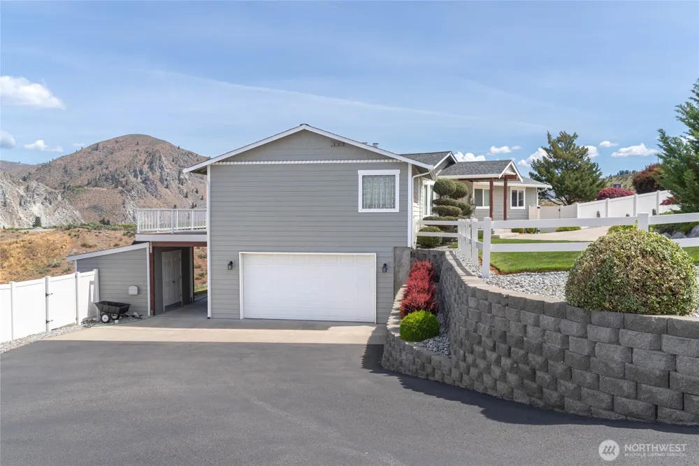275 E Emerson Drive Orondo, WA 98843