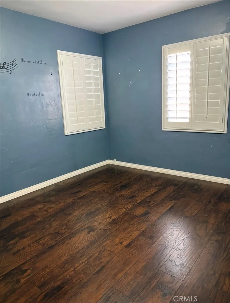 10322 Rincon Avenue Pacoima, CA 91331
