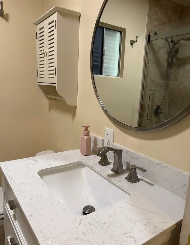 10322 Rincon Avenue Pacoima, CA 91331
