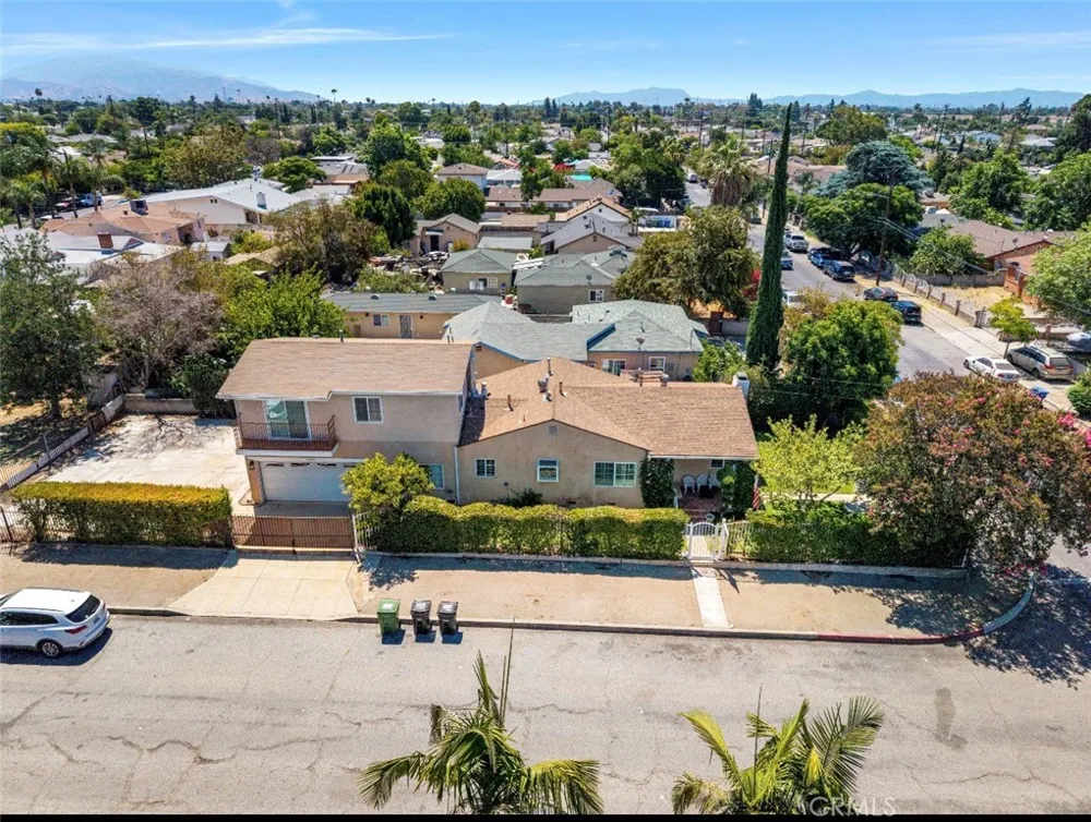 10322 Rincon Avenue Pacoima, CA 91331