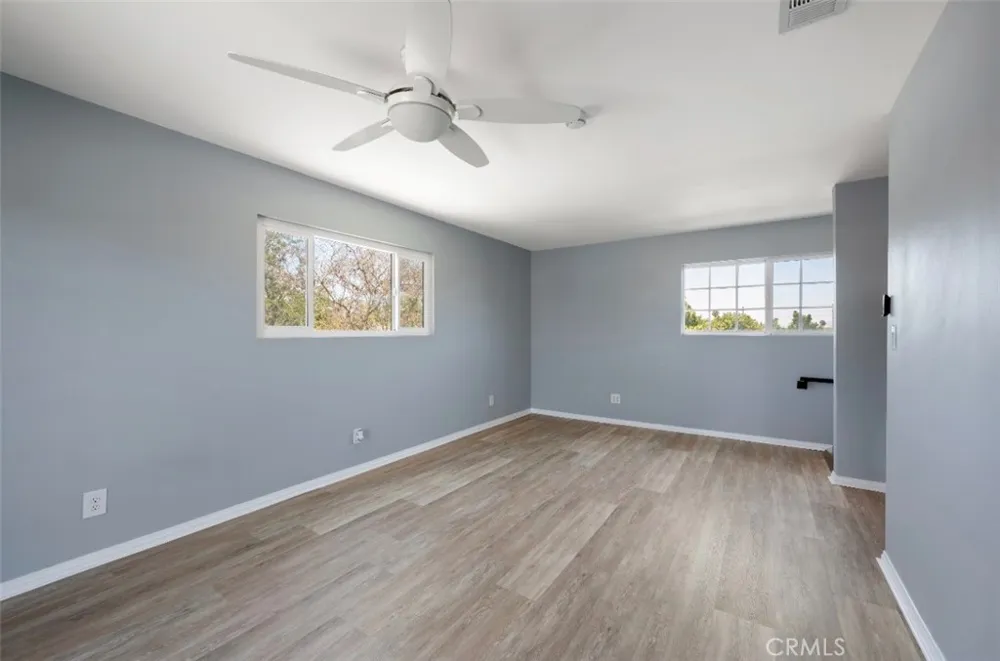 10322 Rincon Avenue Pacoima, CA 91331