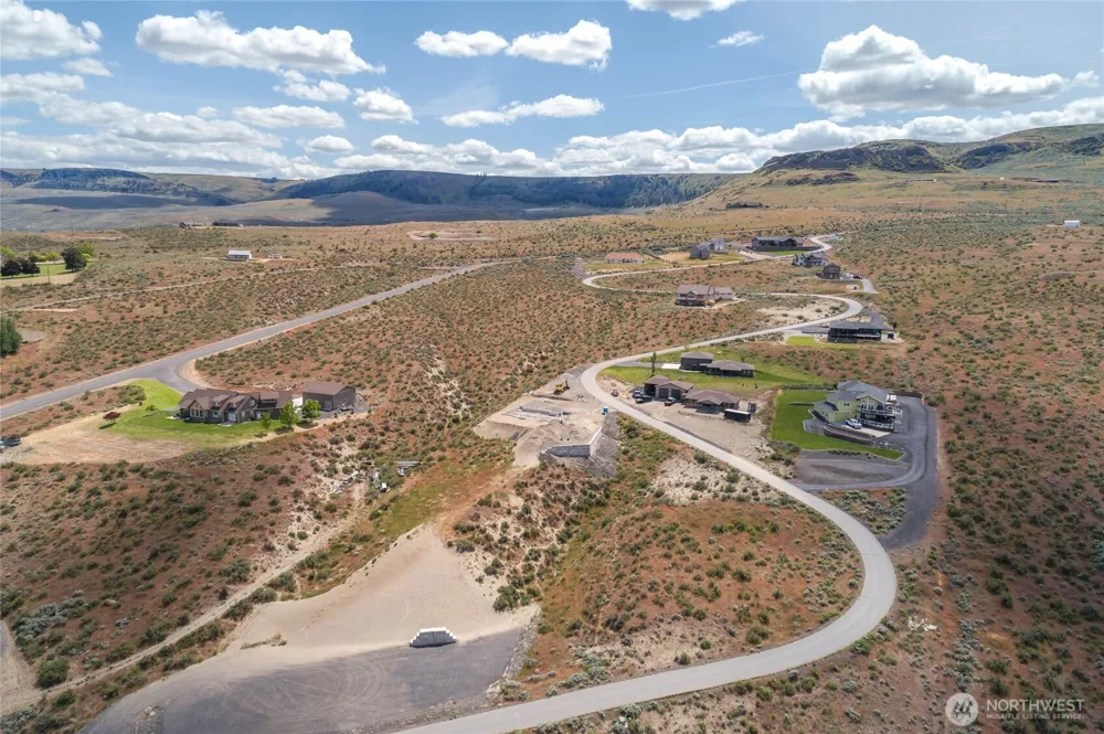 45850 FDR Estates Drive Grand Coulee, WA 99133
