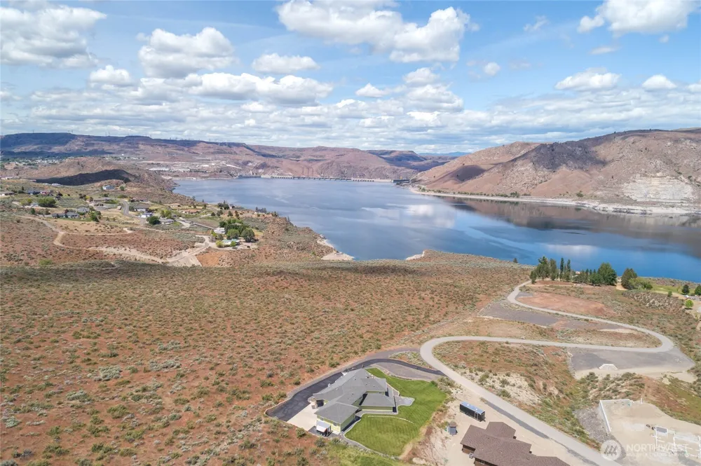45850 FDR Estates Drive Grand Coulee, WA 99133