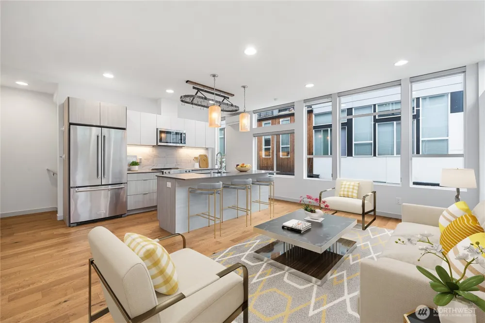 9043 C Mary Avenue NW Seattle, WA 98117