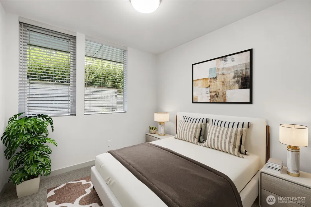 9043 C Mary Avenue NW Seattle, WA 98117
