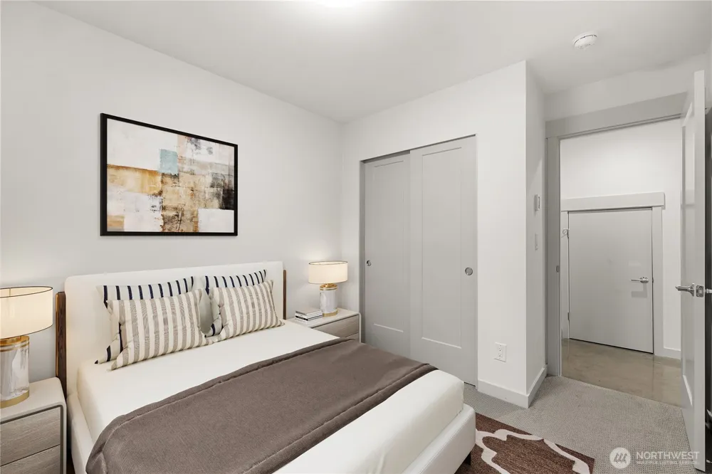 9043 C Mary Avenue NW Seattle, WA 98117