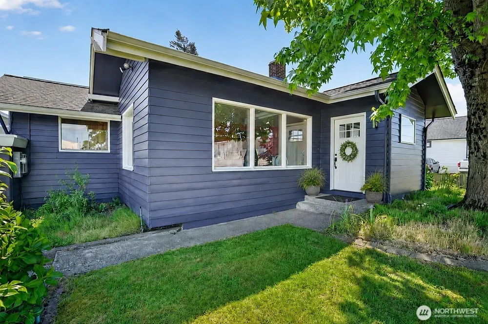 1789 Kok Road Lynden, WA 98264