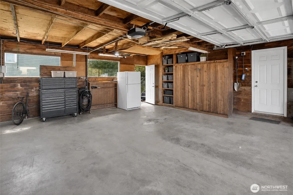 1789 Kok Road Lynden, WA 98264