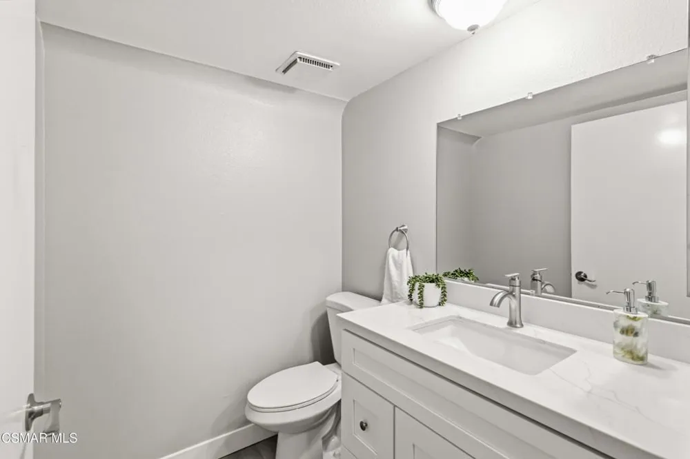 569 Spring Road #50 Moorpark, CA 93021