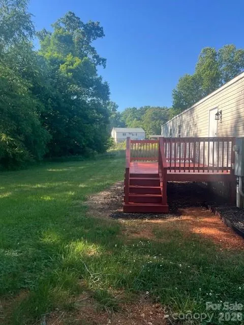 547 Indian Hill Road Olin, NC 28660