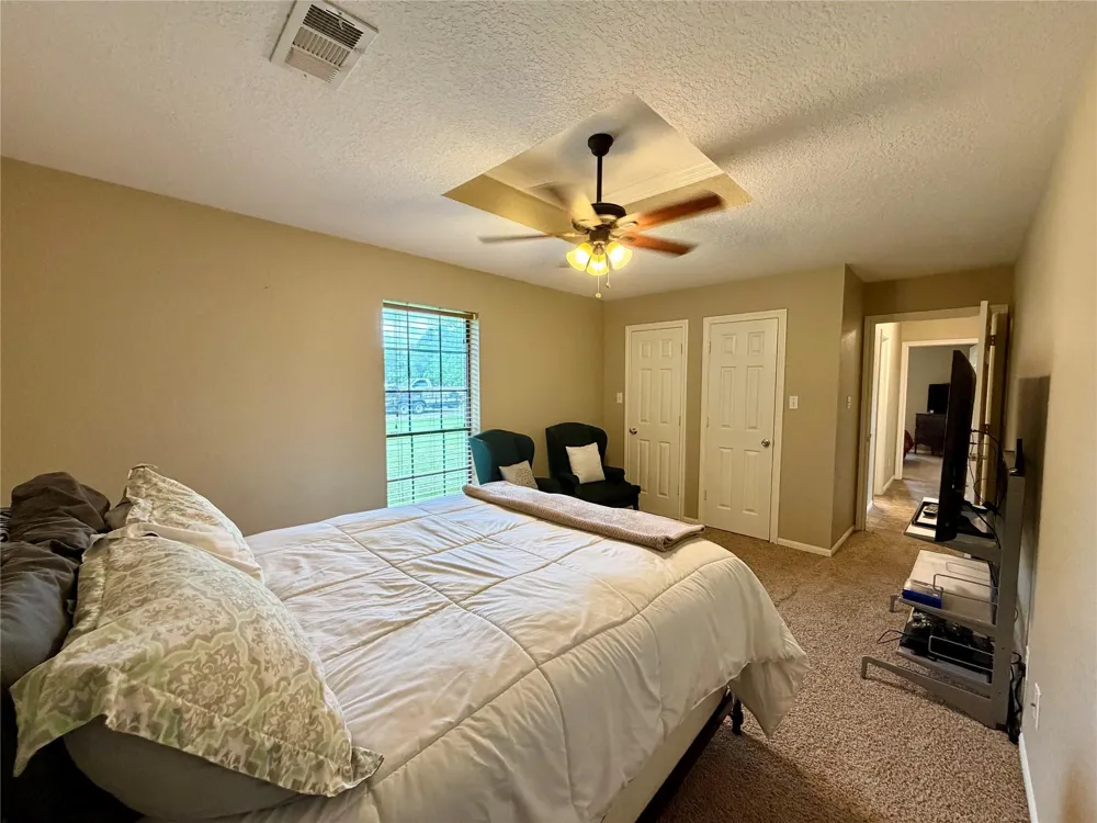 1503 Avenue H Danbury, TX 77534