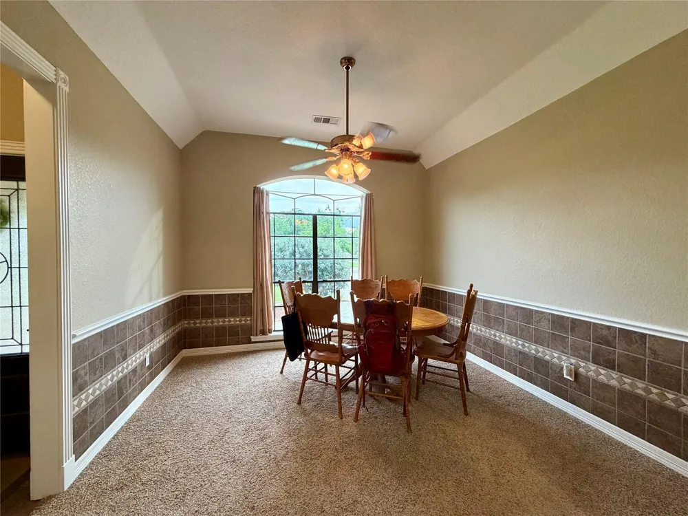 1503 Avenue H Danbury, TX 77534