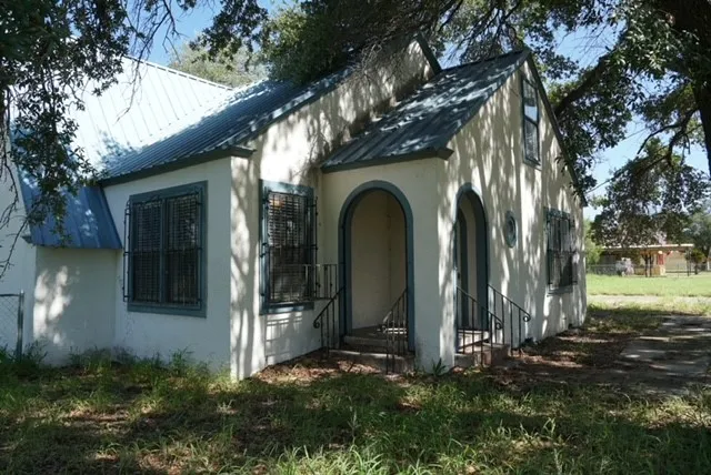 701 Gudron Avenue Hebbronville, TX 78361