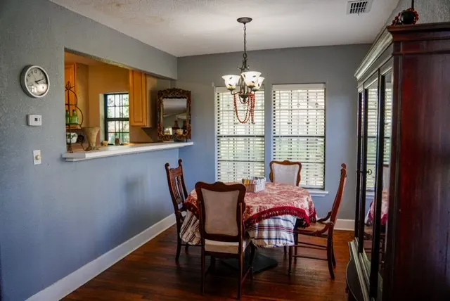 701 Gudron Avenue Hebbronville, TX 78361