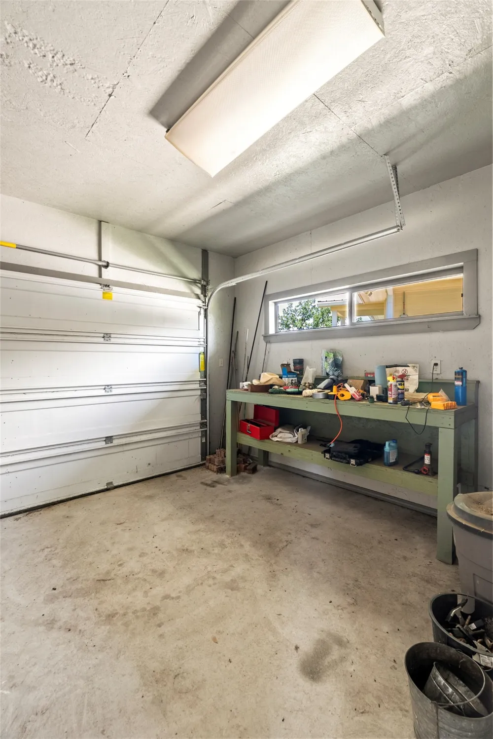 928 Upper Elgin River Road Elgin, TX 78621