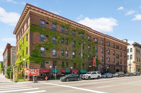 11 S 12th Street #303