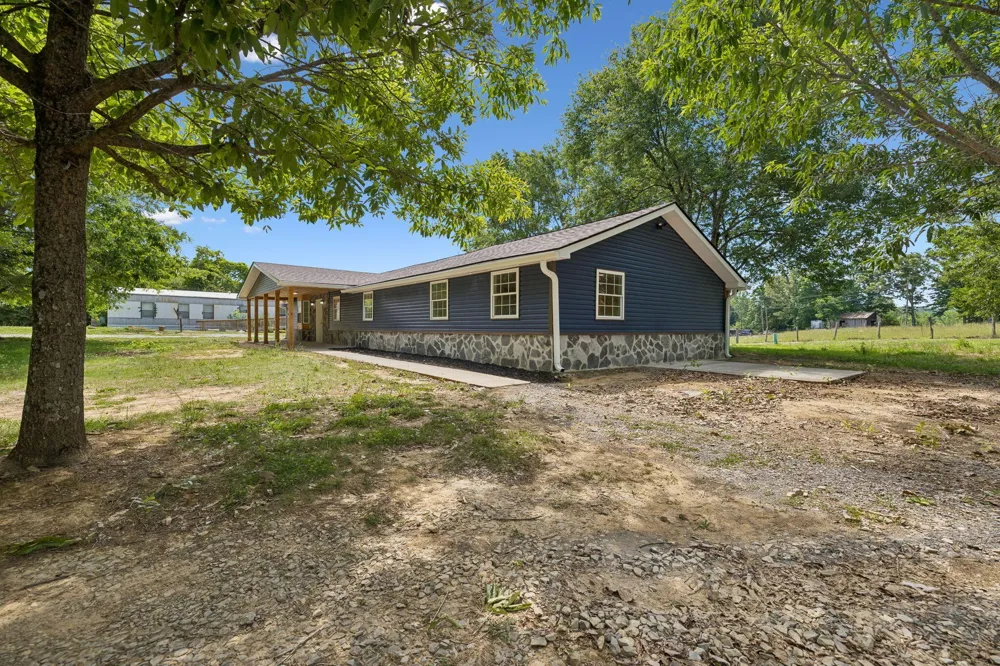 430 Friendship Lane Delano, TN 37325