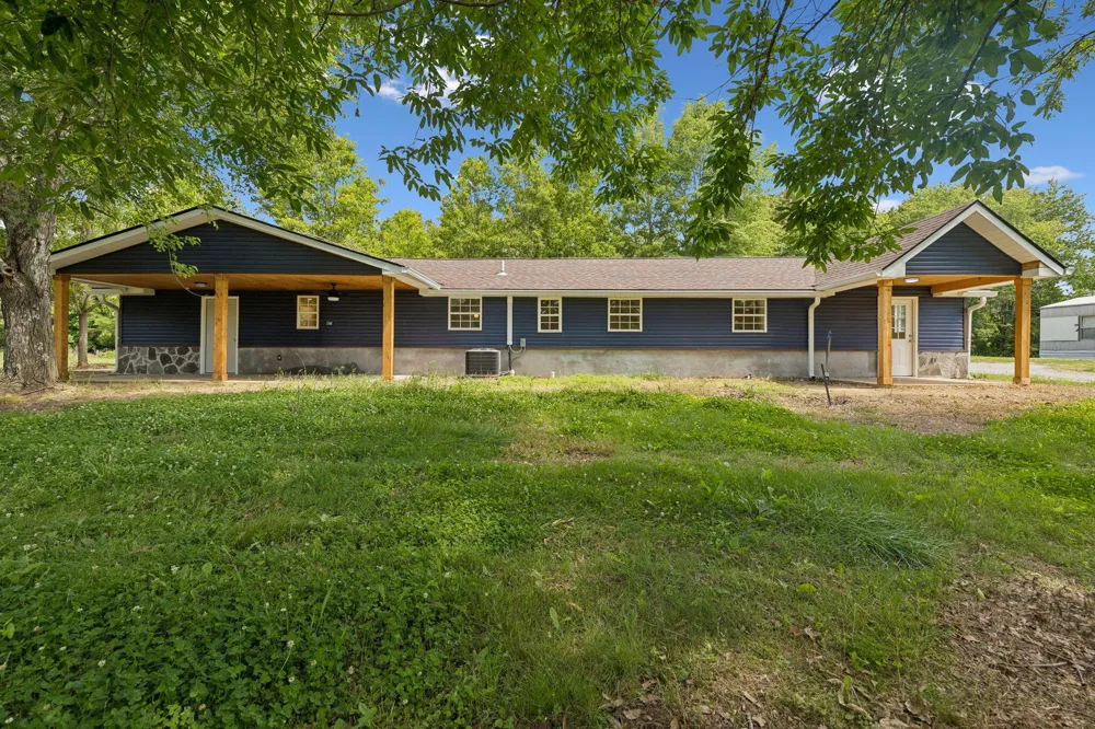 430 Friendship Lane Delano, TN 37325