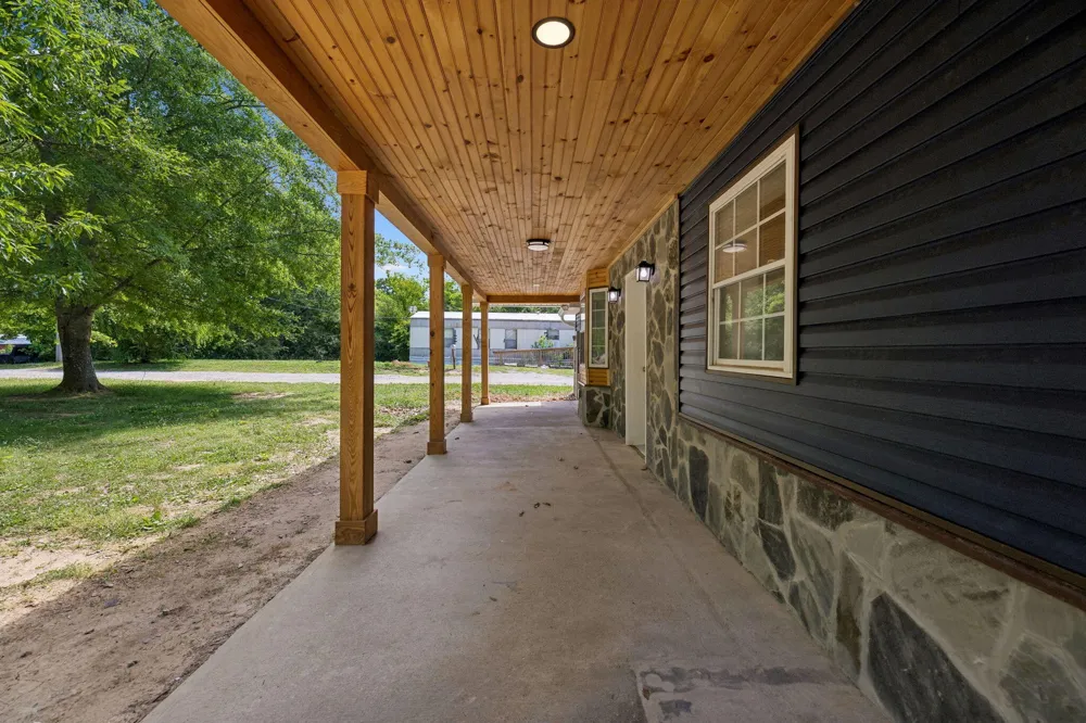430 Friendship Lane Delano, TN 37325