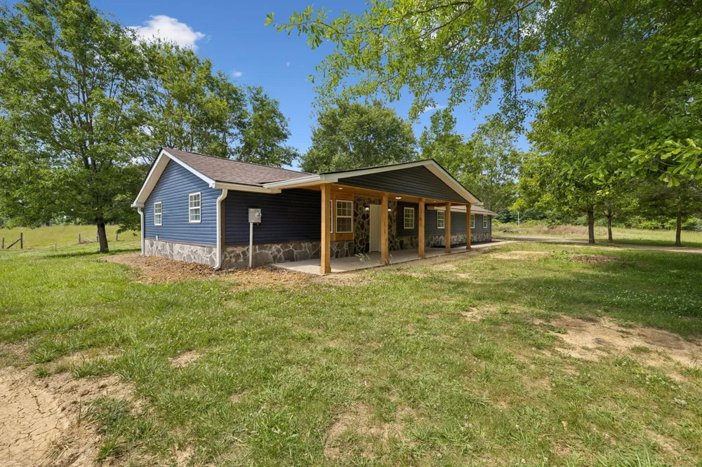 430 Friendship Lane Delano, TN 37325