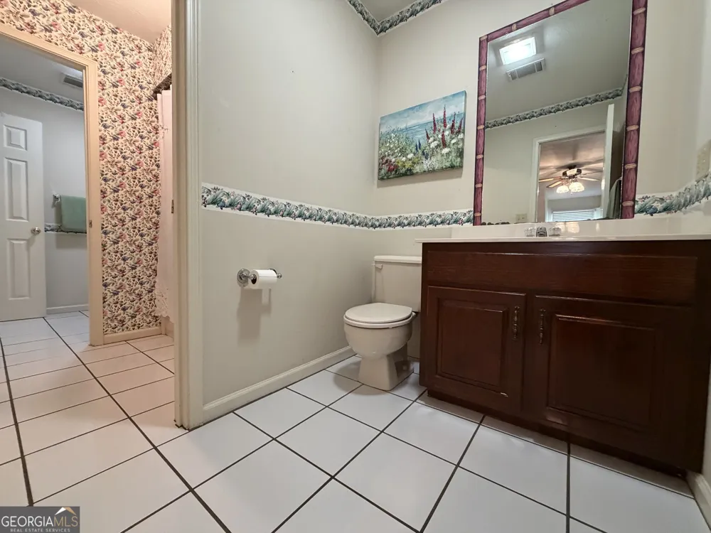 51 Jimmy Boatright DR Hazlehurst, GA 31539