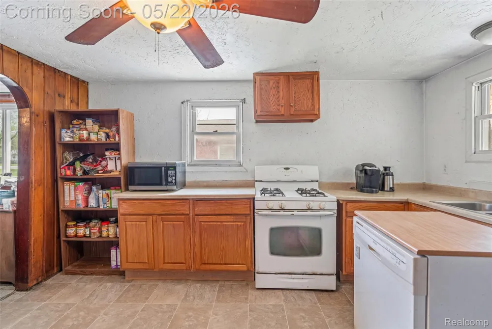 3385 Genesee Road Genesee Charter Township, MI 48506