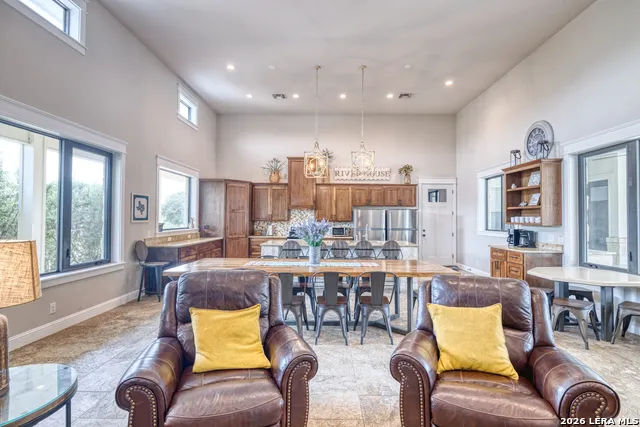 152 Tequila Sunrise Concan, TX 78838