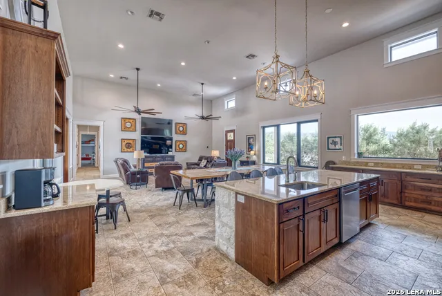152 Tequila Sunrise Concan, TX 78838