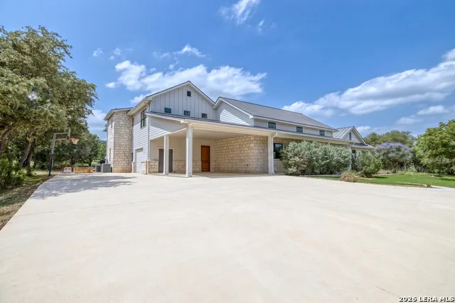152 Tequila Sunrise Concan, TX 78838