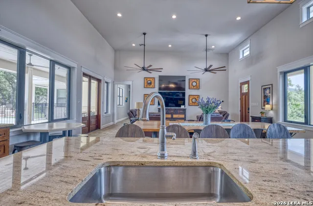 152 Tequila Sunrise Concan, TX 78838