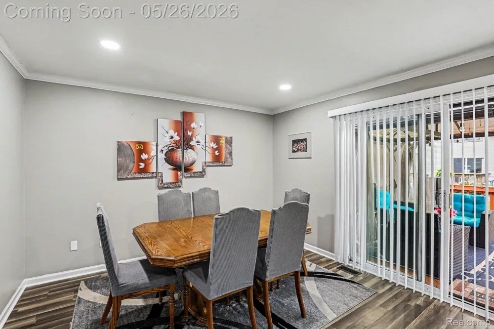 17010 Kingsbrooke Drive Clinton Charter Township, MI 48038