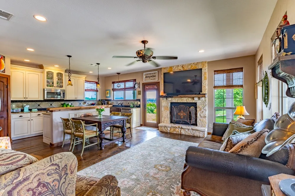 7060 Hells Gate Loop Possum Kingdom Lake, TX 76475