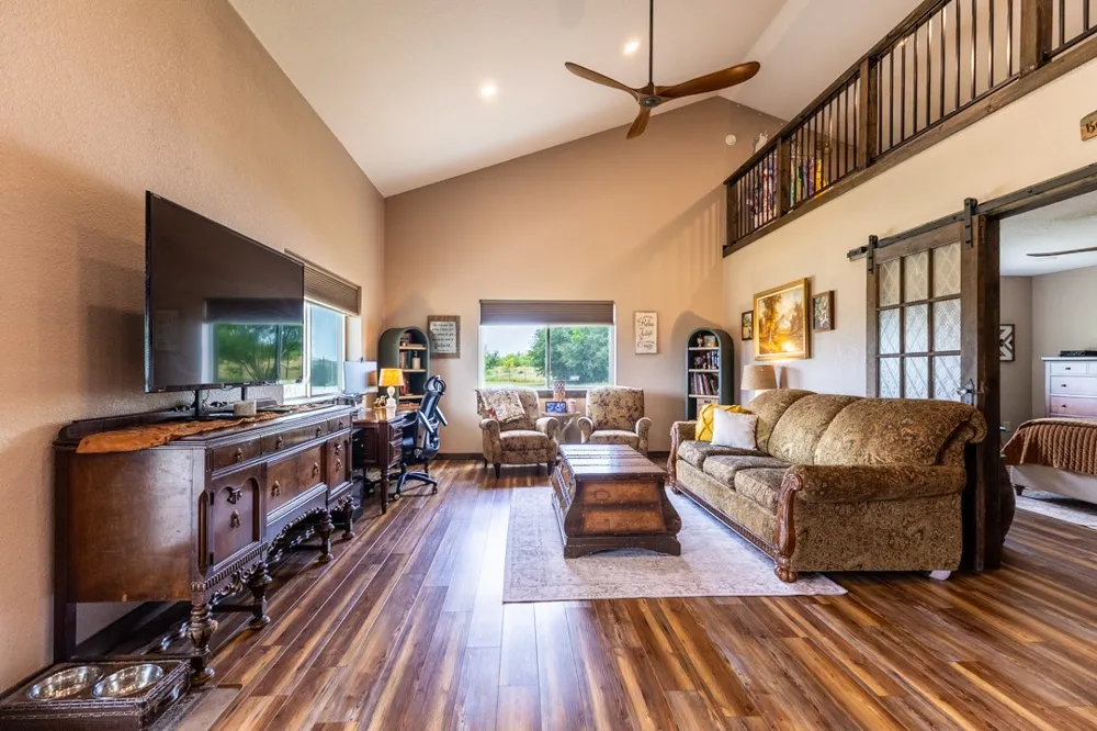 7060 Hells Gate Loop Possum Kingdom Lake, TX 76475