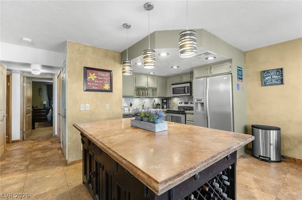 477 Mesa Boulevard #102 Mesquite, NV 89027