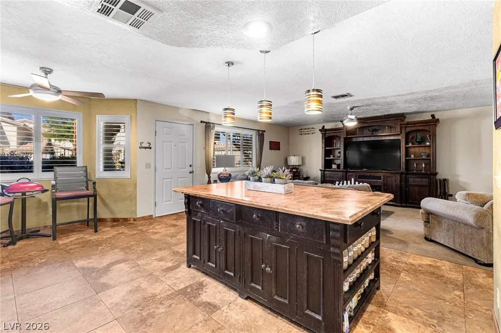 477 Mesa Boulevard #102 Mesquite, NV 89027