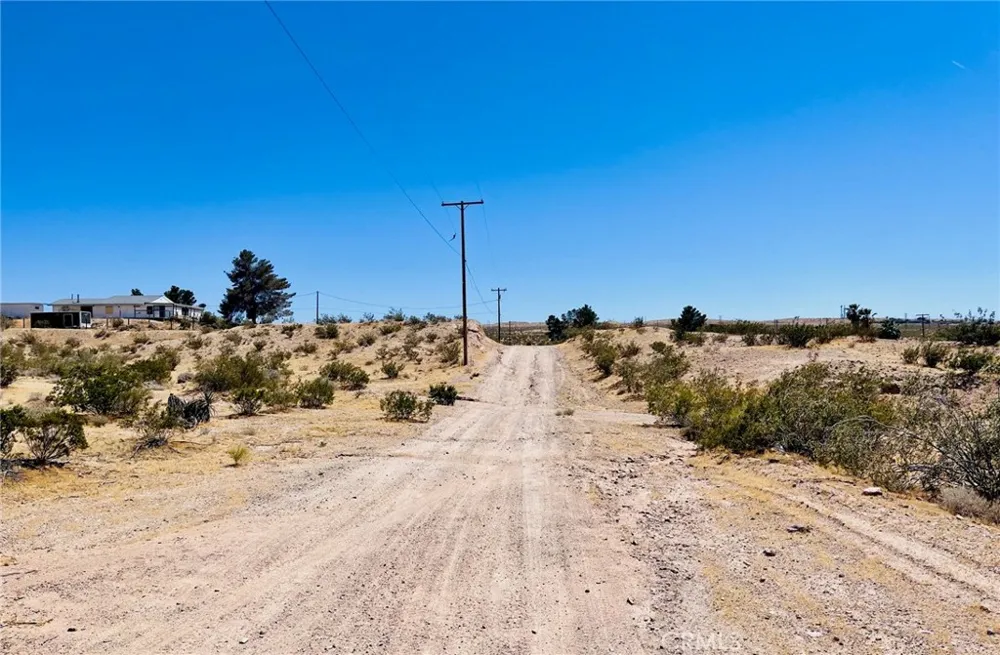 42815321 Ironwood Drive Barstow, CA 92311