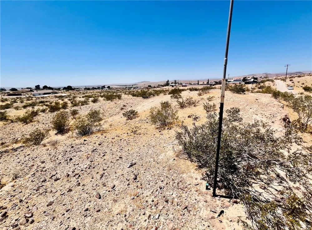 42815321 Ironwood Drive Barstow, CA 92311