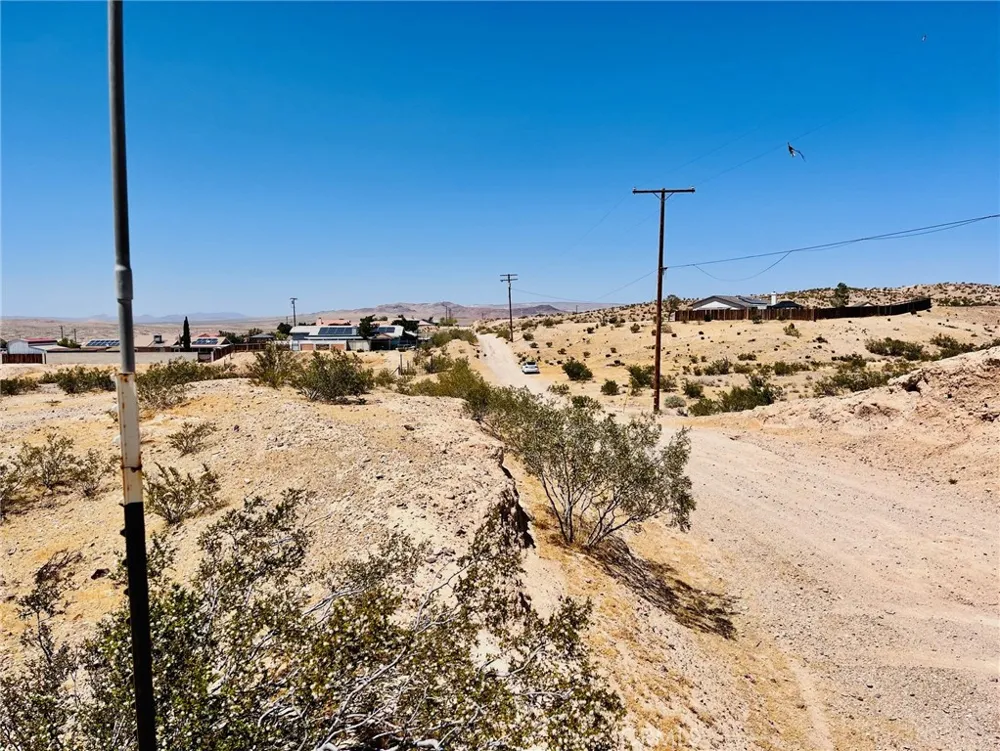 42815321 Ironwood Drive Barstow, CA 92311