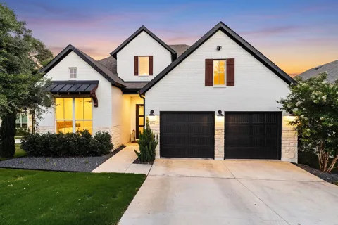 1116 River Trace