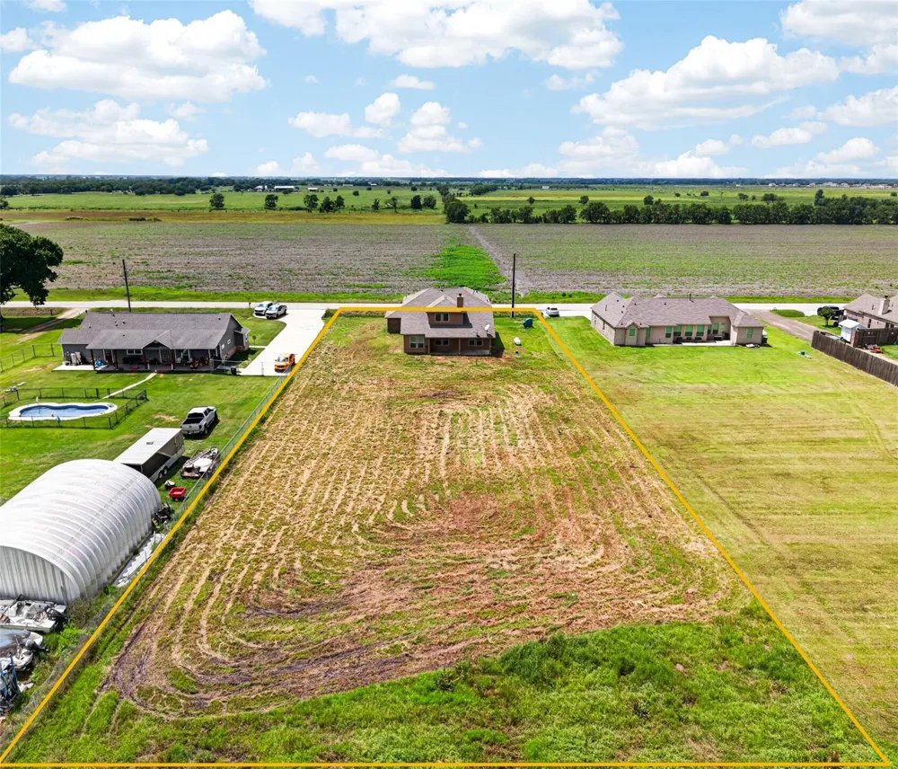 7703 Lehman Road Beasley, TX 77417