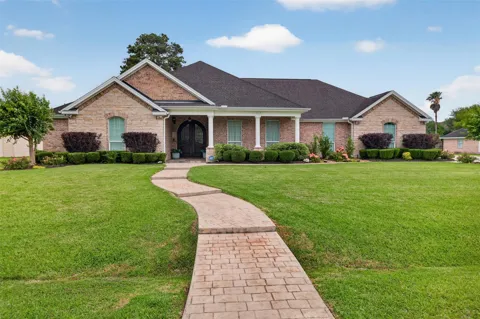 546 Meadowlark Lane