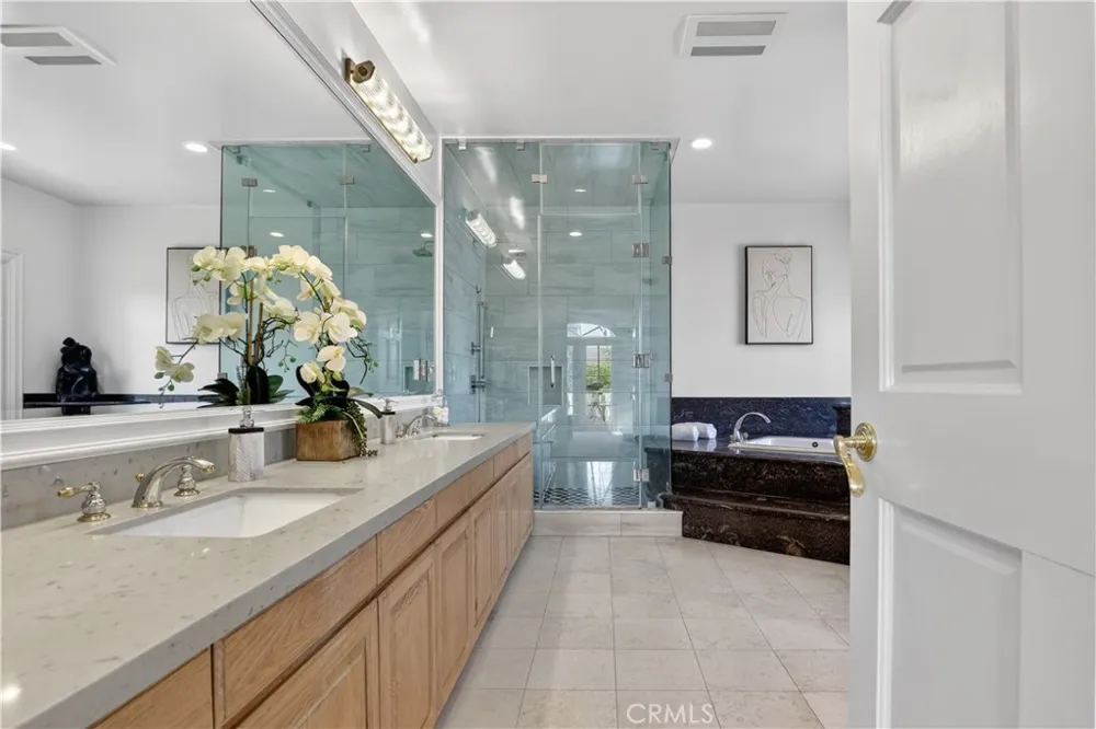 849 Greenridge La Canada Flintridge, CA 91011