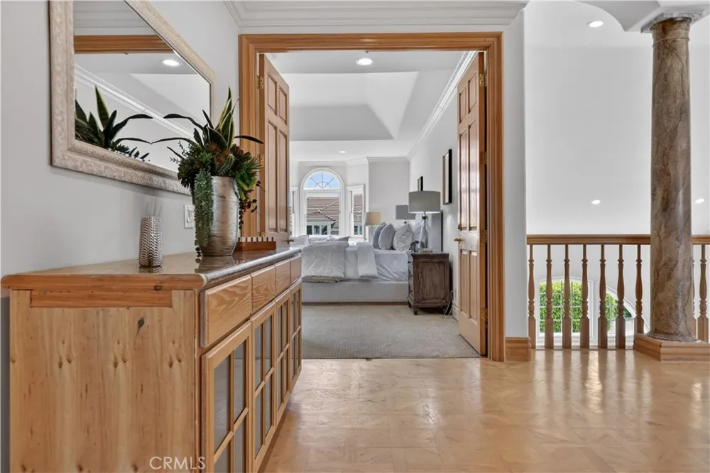 849 Greenridge La Canada Flintridge, CA 91011