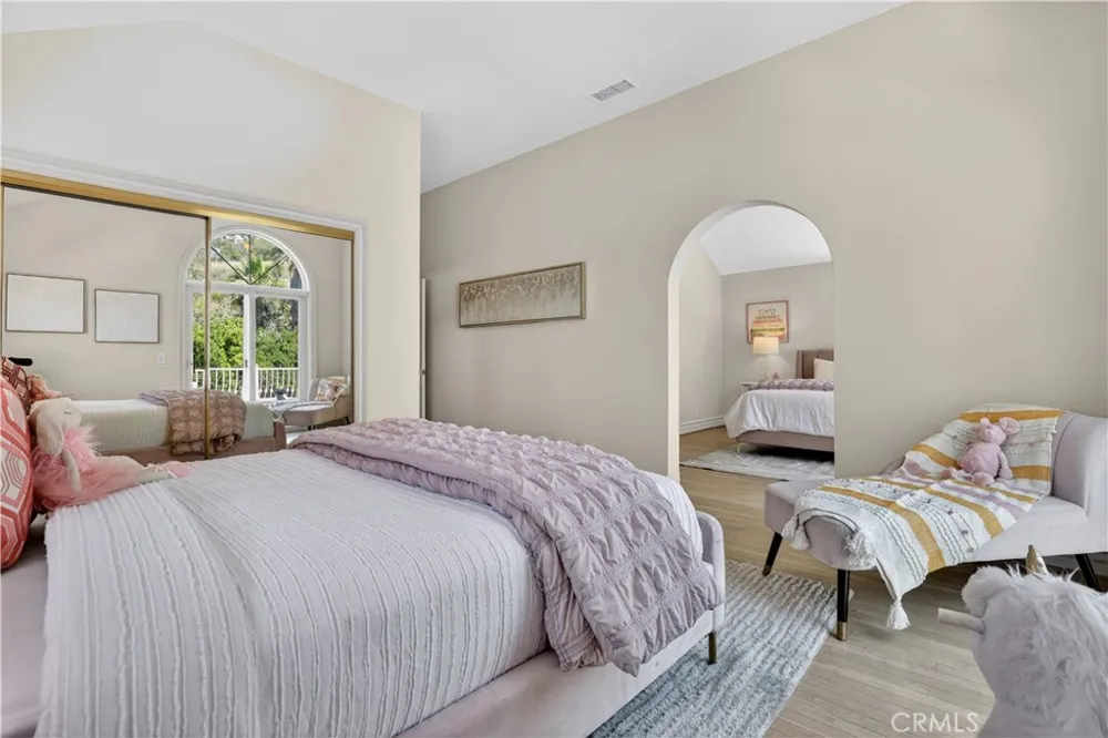849 Greenridge La Canada Flintridge, CA 91011